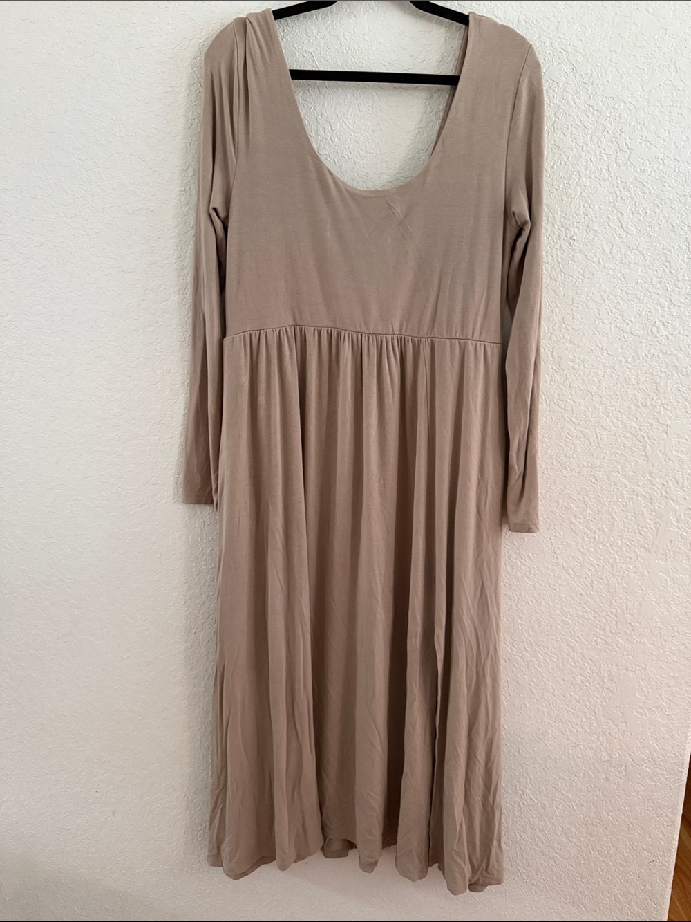 A New Day- TARGET, Women’s Long Sleeve Scoop Neck Dress in Taupe. Size L